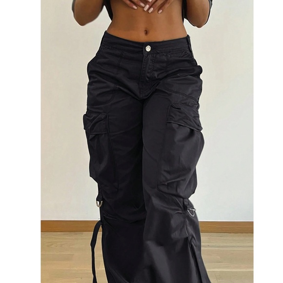 Black Cargo Pants with Pockets - Picture 5 of 7